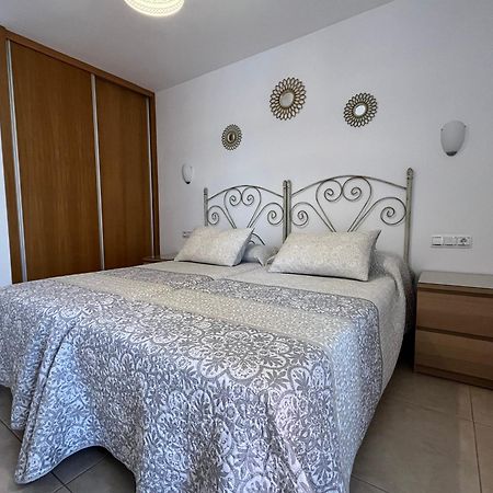 Amaner Capri Leilighet Torre Del Mar Eksteriør bilde